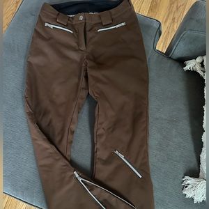 Woman’s snow/ski/board pants
